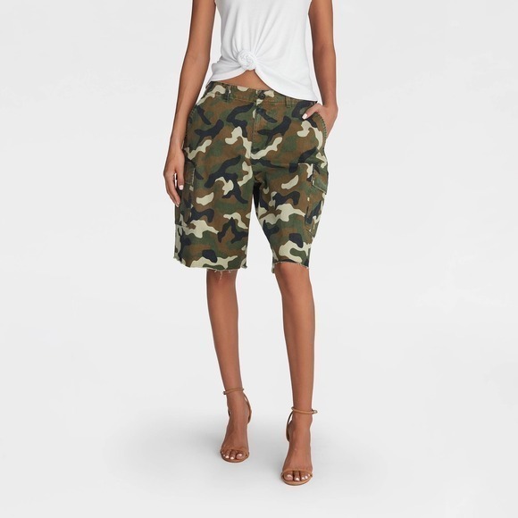 Kahlana Pants - KBB KAHLANA Target XS Extra Small Mid-Rise The Cargo Shorts Camo Bermuda Short